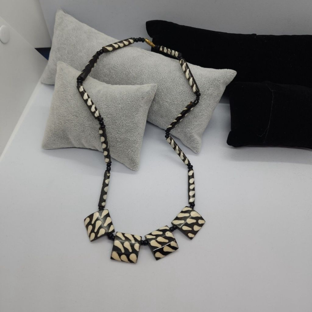 Vintage African Bovine/Batik Zebra Striped Necklace 20"